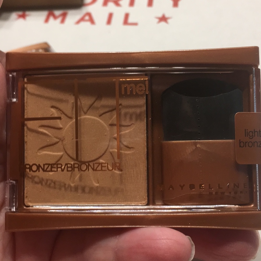 🌟 Maybelline New York Bronzers Power - Picture 4 of 6